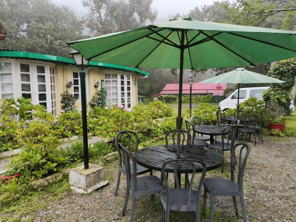 West View Hotel Ranikhet Eksteriør bilde